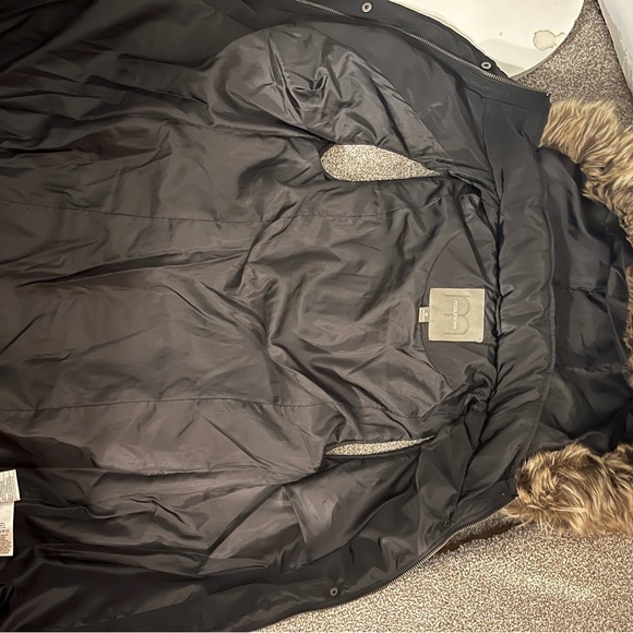 Maurices Long Hooded Puffer Vest NWOT - Picture 6 of 6